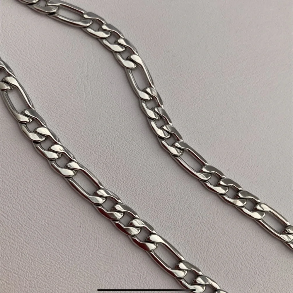 FIGARO Curb Chain Bracelet Surgical Stainless Steel - Picture 4 of 10